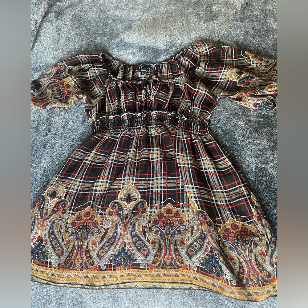 Windsor medium fall printed with a little paisley print super cute!